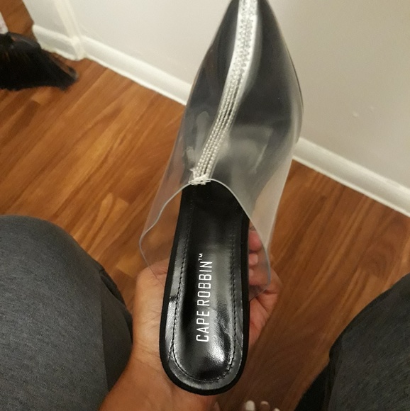 - Womens shoes - Picture 2 of 3